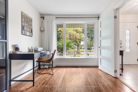 Photo 14 at 37 Birchleaf Crescent, Richview, Toronto