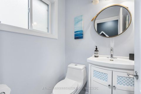 Photo 16 at 37 Birchleaf Crescent, Richview, Toronto