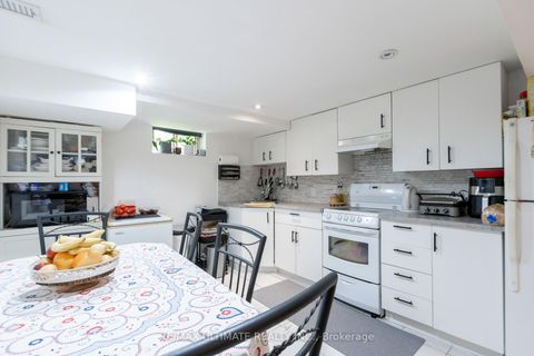 Photo 34 at 14 Nordale Crescent, Amesbury, Toronto