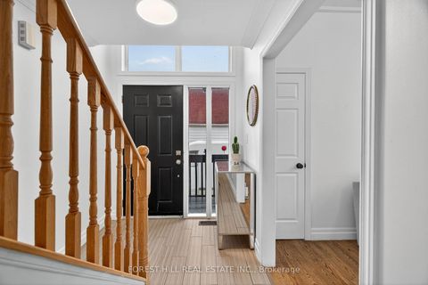 Photo 13 at 26 Elm Grove Avenue, Oak Ridges, Richmond Hill