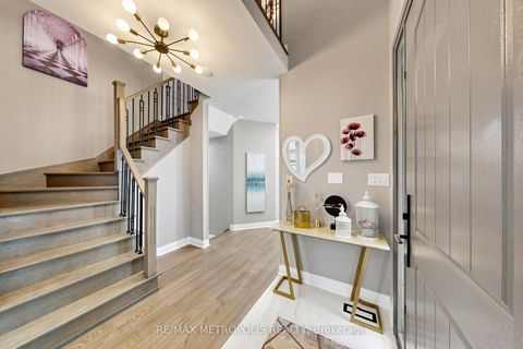 Photo 17 at 115 Sandway Crescent, Maple, Vaughan