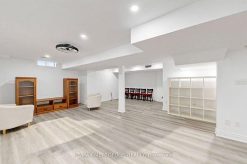 Photo 31 at 115 Sandway Crescent, Maple, Vaughan