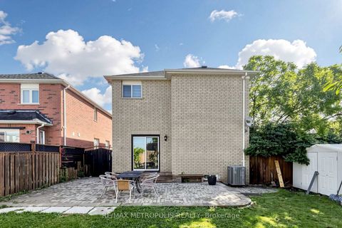 Photo 34 at 115 Sandway Crescent, Maple, Vaughan