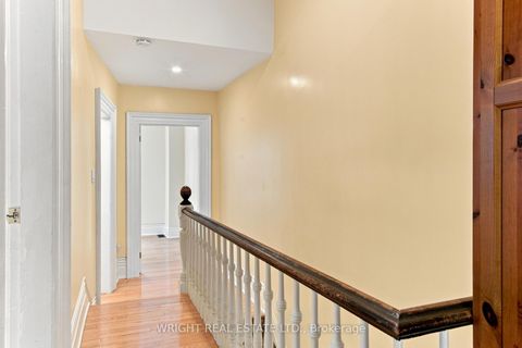 Photo 16 at 276 Robert Street, University, Toronto