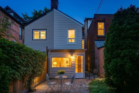 Photo 34 at 276 Robert Street, University, Toronto