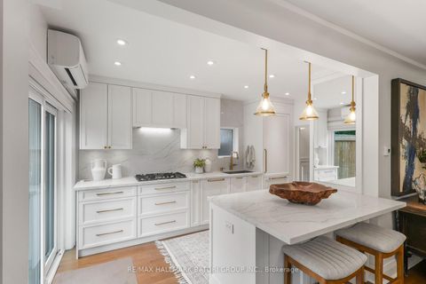 Photo 6 at 166 Old Orchard Grove, Lawrence Park North, Toronto
