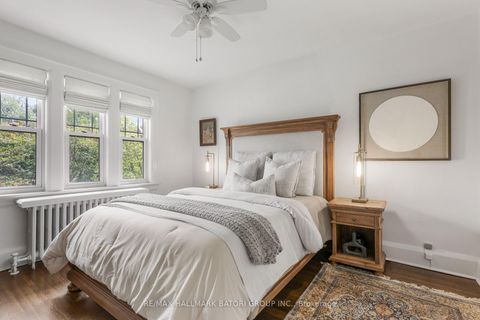 Photo 14 at 166 Old Orchard Grove, Lawrence Park North, Toronto