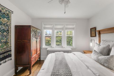 Photo 15 at 166 Old Orchard Grove, Lawrence Park North, Toronto