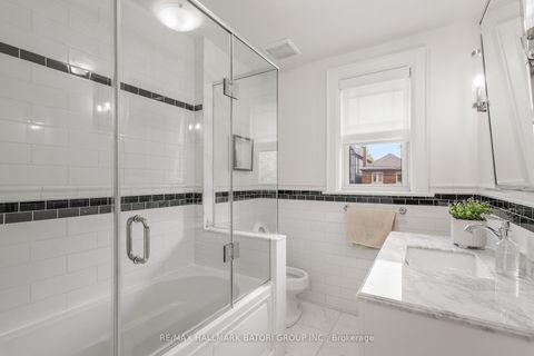 Photo 17 at 166 Old Orchard Grove, Lawrence Park North, Toronto