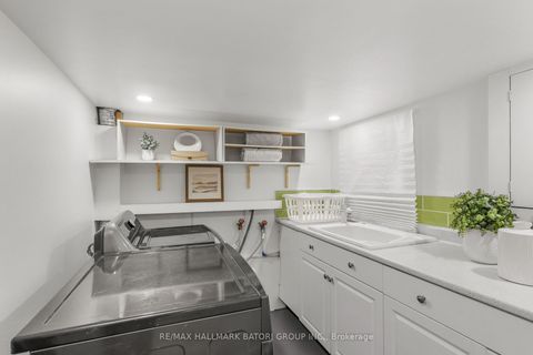 Photo 22 at 166 Old Orchard Grove, Lawrence Park North, Toronto