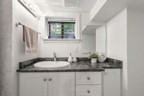 Photo 23 at 166 Old Orchard Grove, Lawrence Park North, Toronto