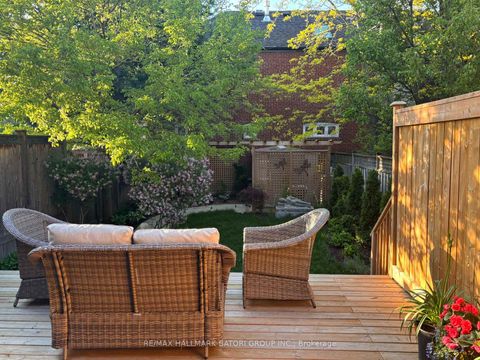 Photo 31 at 166 Old Orchard Grove, Lawrence Park North, Toronto