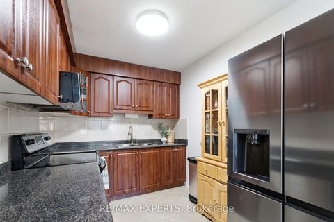 Photo 16 at 853 - 30 Tandridge Crescent, Old Rexdale, Toronto