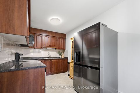 Photo 18 at 853 - 30 Tandridge Crescent, Old Rexdale, Toronto