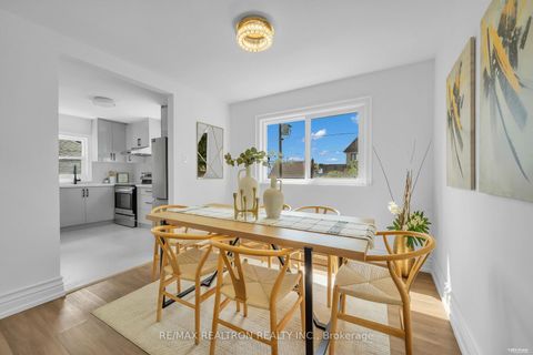 Photo 8 at 11 Harrow Drive, Amesbury, Toronto