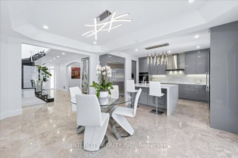 Photo 16 at 102 Cook's Mill Crescent, Patterson, Vaughan