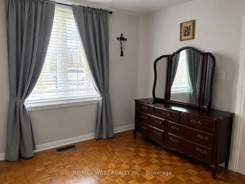 Photo 6 at 11A Woodcroft Crescent, Fairbank, Toronto