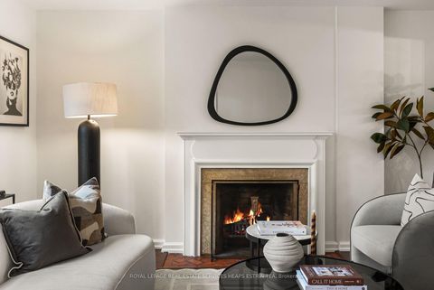 Photo 2 at 41 Fairfield Road, Mount Pleasant East, Toronto