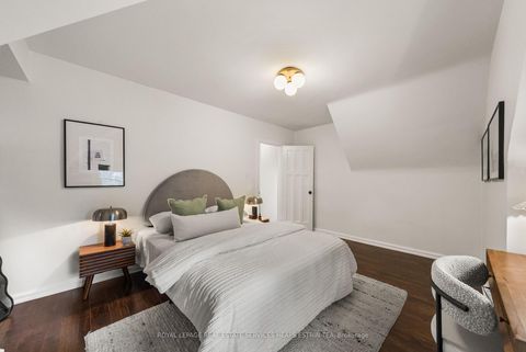 Photo 14 at 41 Fairfield Road, Mount Pleasant East, Toronto