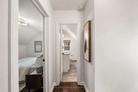 Photo 15 at 41 Fairfield Road, Mount Pleasant East, Toronto