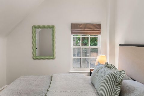 Photo 20 at 41 Fairfield Road, Mount Pleasant East, Toronto