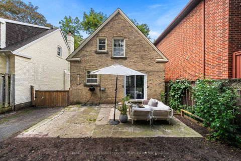 Photo 30 at 41 Fairfield Road, Mount Pleasant East, Toronto