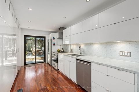 Photo 9 at 119 Trinity Street, Moss Park, Toronto