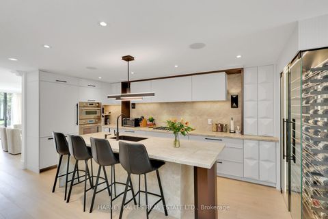 Photo 10 at 238 Melrose Avenue, Lawrence Park North, Toronto