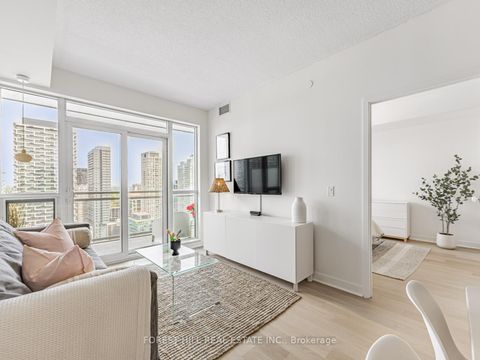 Photo 14 at 2413 - 98 Lillian Street, Mount Pleasant West, Toronto