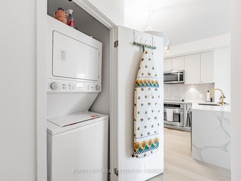 Photo 15 at 2413 - 98 Lillian Street, Mount Pleasant West, Toronto