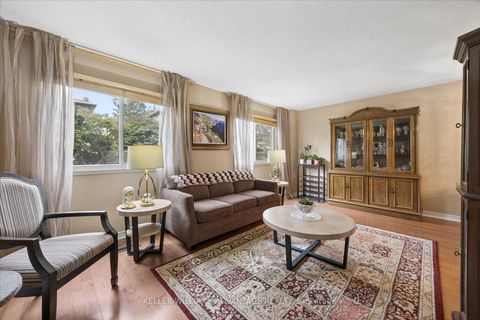 Photo 2 at 120 Winter Gardens Trail, Rouge E10, Toronto