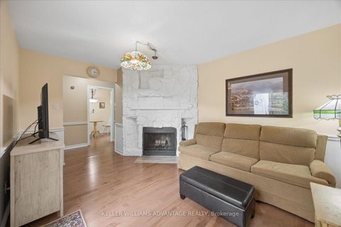 Photo 13 at 120 Winter Gardens Trail, Rouge E10, Toronto