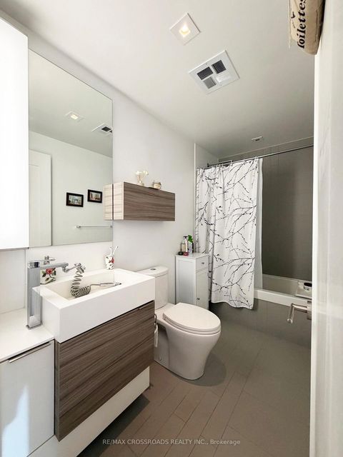 Photo 15 at 4308 - 88 Scott Street, Yonge Corridor, Toronto