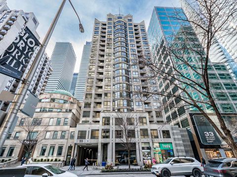 Photo 17 at 802 - 55 Bloor Street E, Yonge Corridor, Toronto