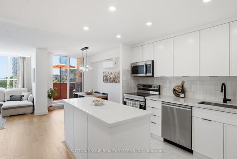 Photo 3 at 304 - 60 Southport Street, Swansea, Toronto