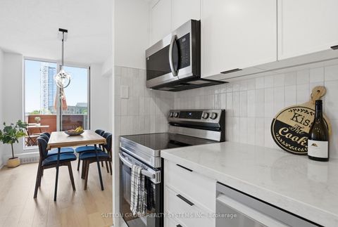 Photo 4 at 304 - 60 Southport Street, Swansea, Toronto