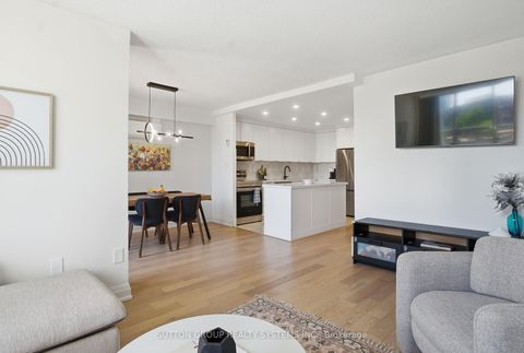 Photo 11 at 304 - 60 Southport Street, Swansea, Toronto