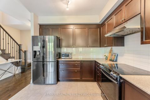 Photo 5 at 126 Countryman Road, Sharon, East Gwillimbury