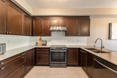 Photo 6 at 126 Countryman Road, Sharon, East Gwillimbury
