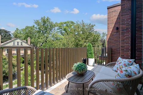 Photo 10 at 302 - 7 Dale Avenue, Moore Park, Toronto