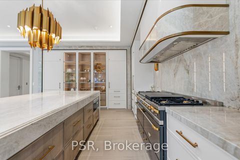 Photo 10 at 117 Yonge Boulevard, Nortown, Toronto
