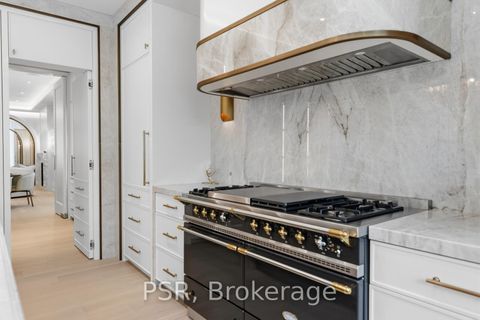 Photo 11 at 117 Yonge Boulevard, Nortown, Toronto