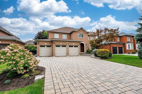 Photo 1 at 104 Cartwright Boulevard, East Woodbridge, Vaughan