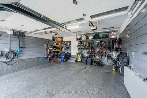 Photo 4 at 104 Cartwright Boulevard, East Woodbridge, Vaughan