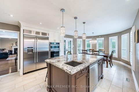 Photo 13 at 104 Cartwright Boulevard, East Woodbridge, Vaughan