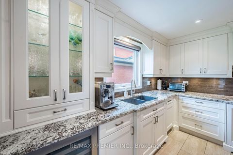 Photo 15 at 104 Cartwright Boulevard, East Woodbridge, Vaughan