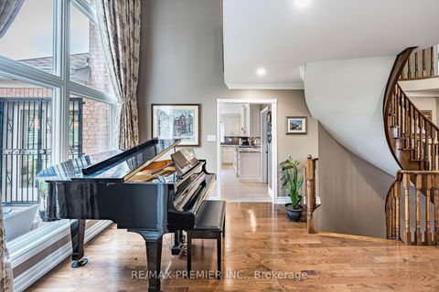 Photo 20 at 104 Cartwright Boulevard, East Woodbridge, Vaughan