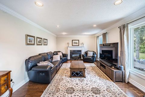 Photo 21 at 104 Cartwright Boulevard, East Woodbridge, Vaughan