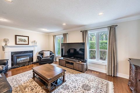 Photo 22 at 104 Cartwright Boulevard, East Woodbridge, Vaughan