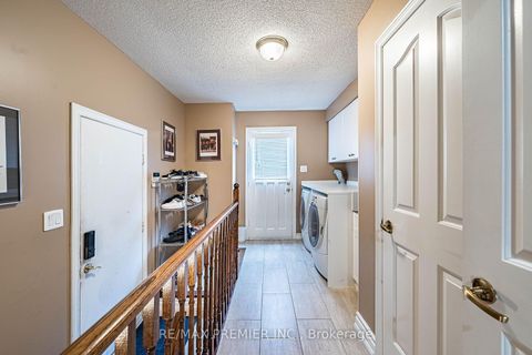 Photo 26 at 104 Cartwright Boulevard, East Woodbridge, Vaughan